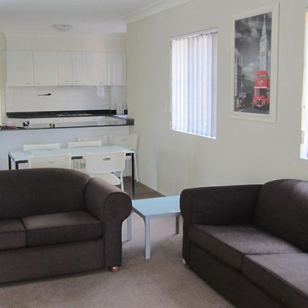 Parkside Apartments Parramatta Сидней Экстерьер фото