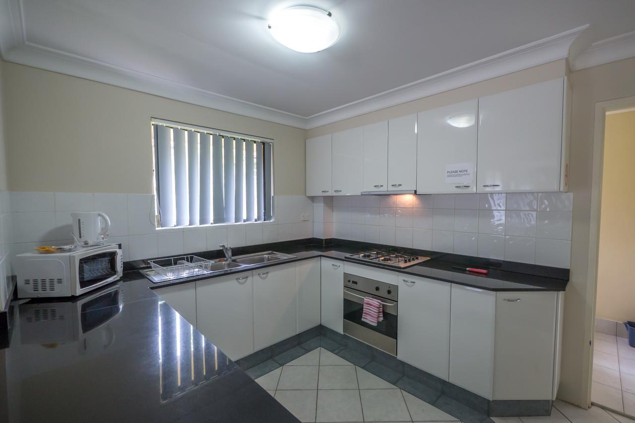 Parkside Apartments Parramatta Сидней Экстерьер фото